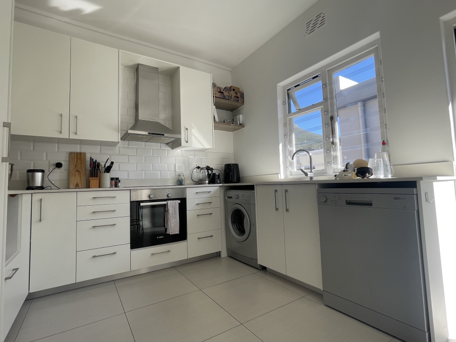 2 Bedroom Property for Sale in Gardens Western Cape